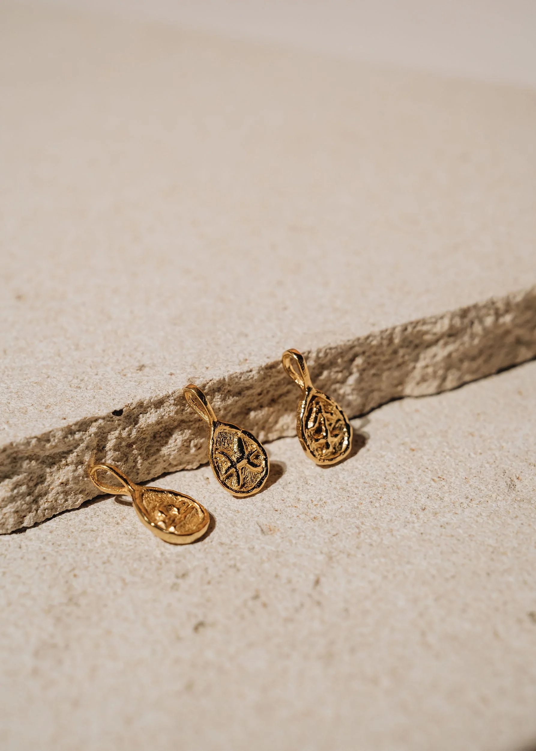 Aquarius Charm - Image 4