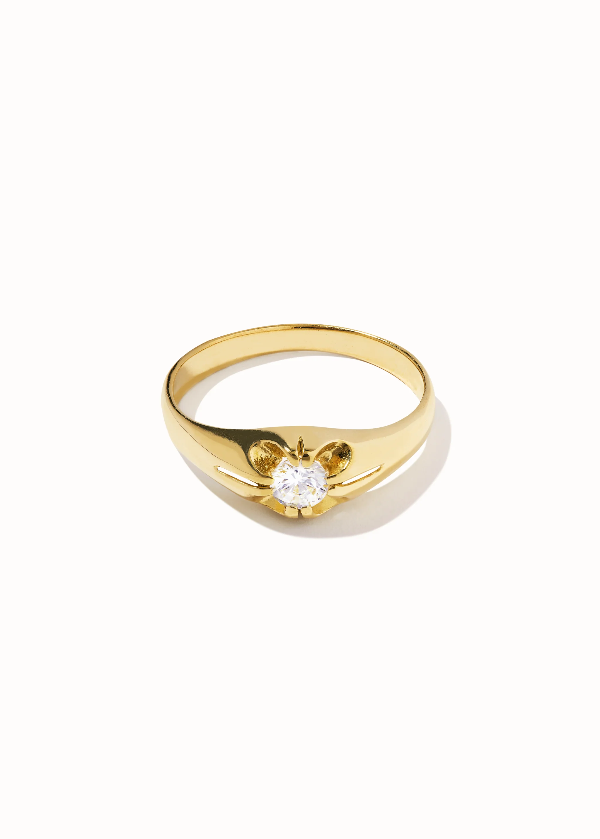 Ava Ring