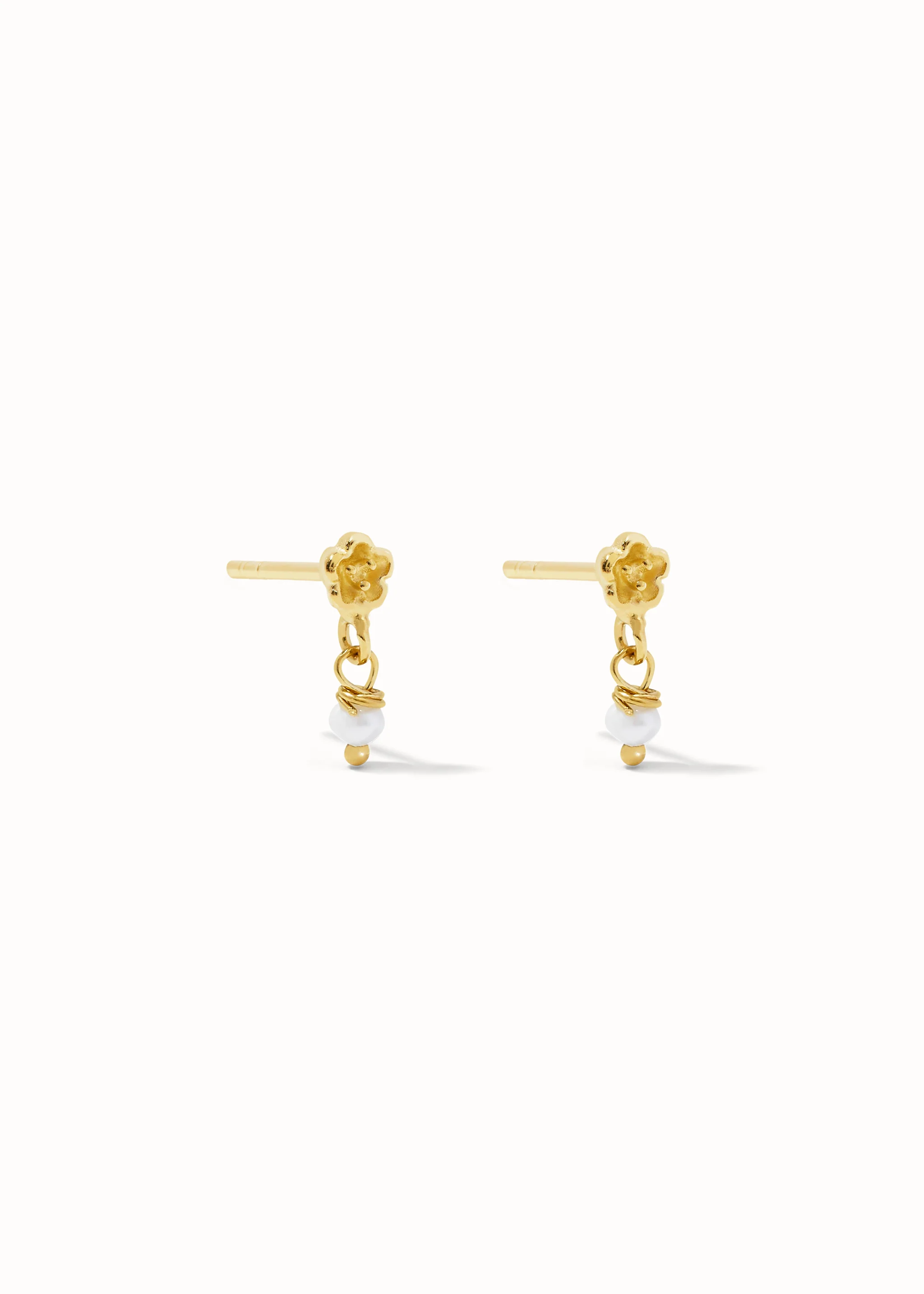 Fleur Perle Studs