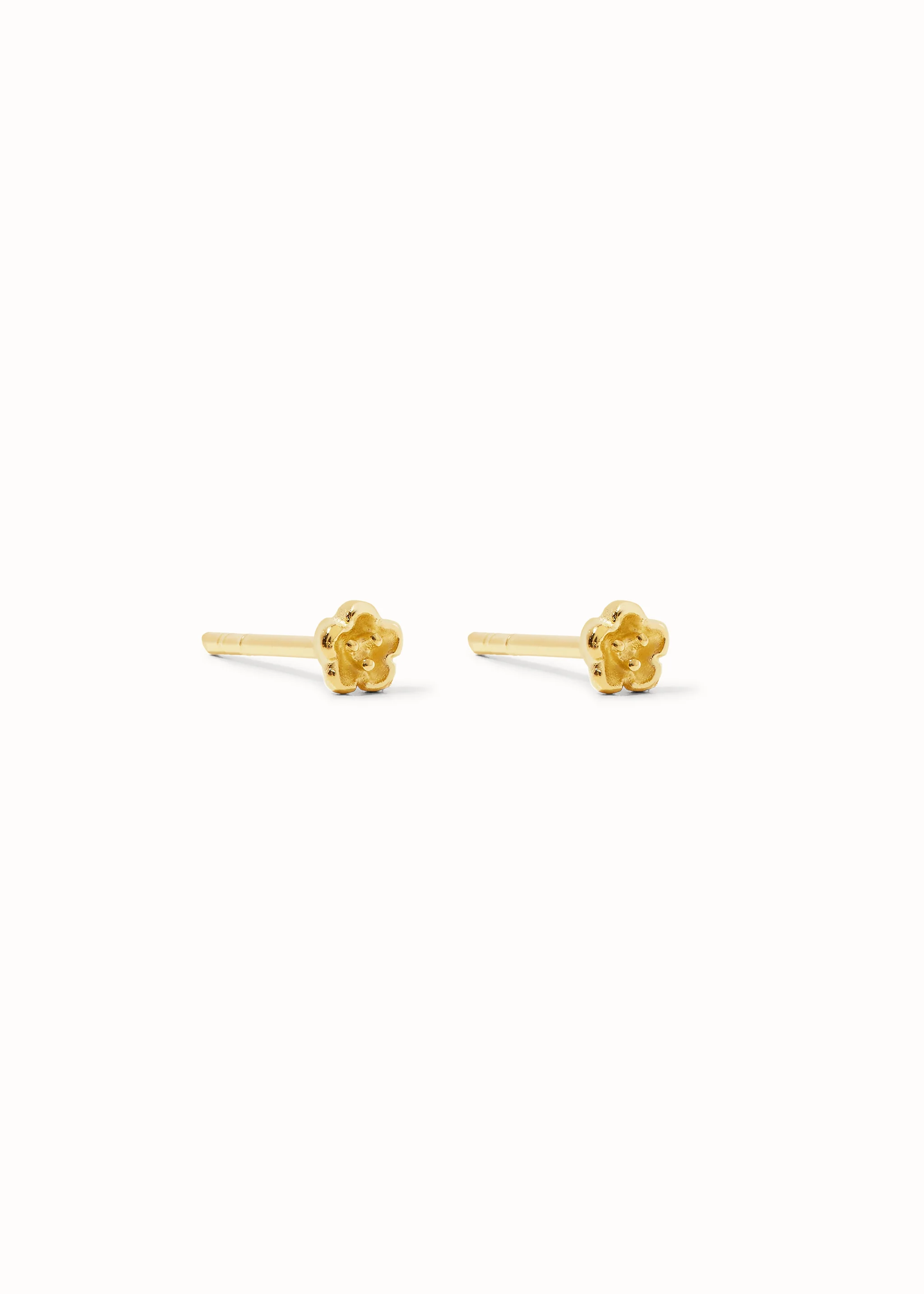 Fleur Studs