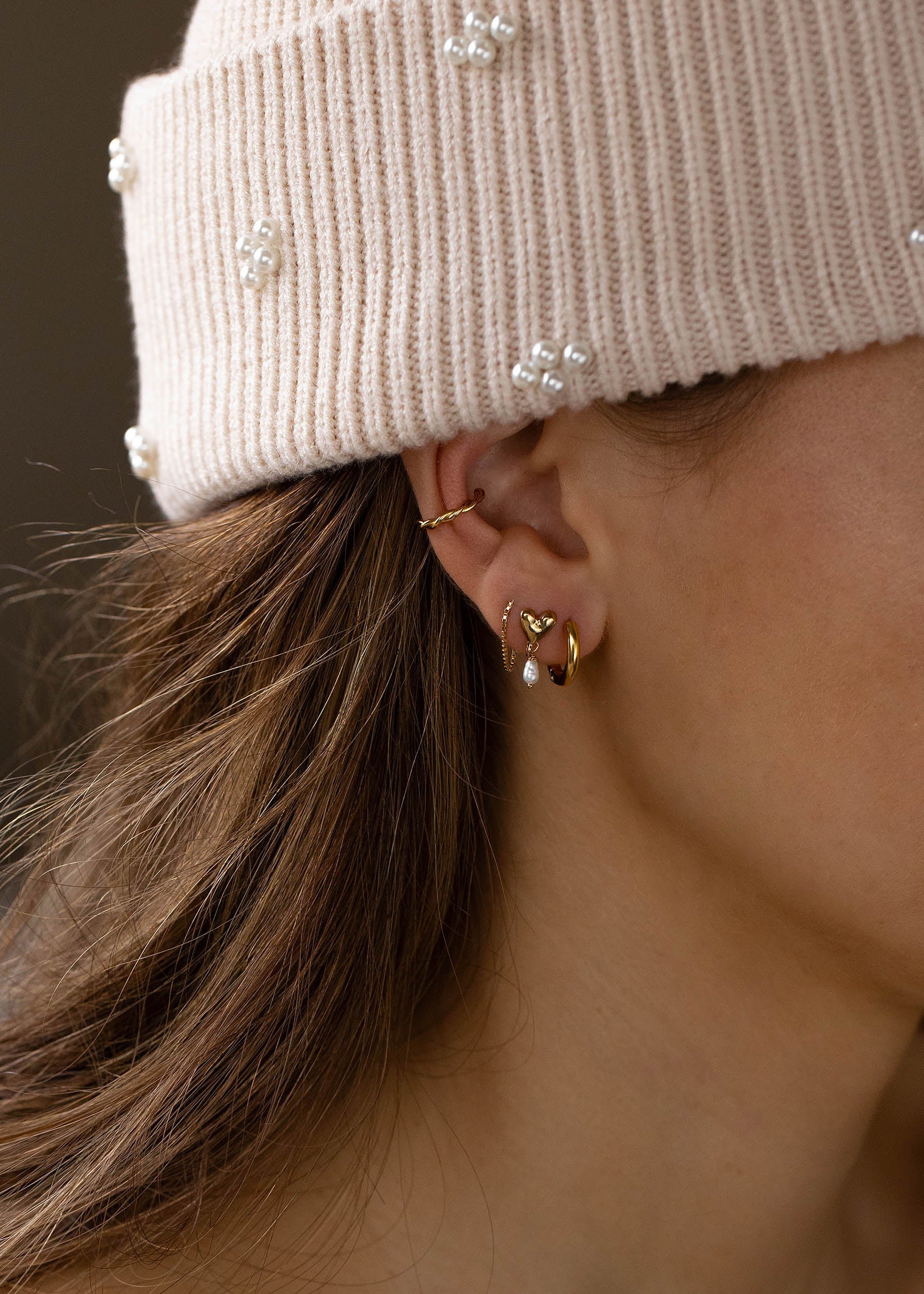 Jolie Hoops - Image 4