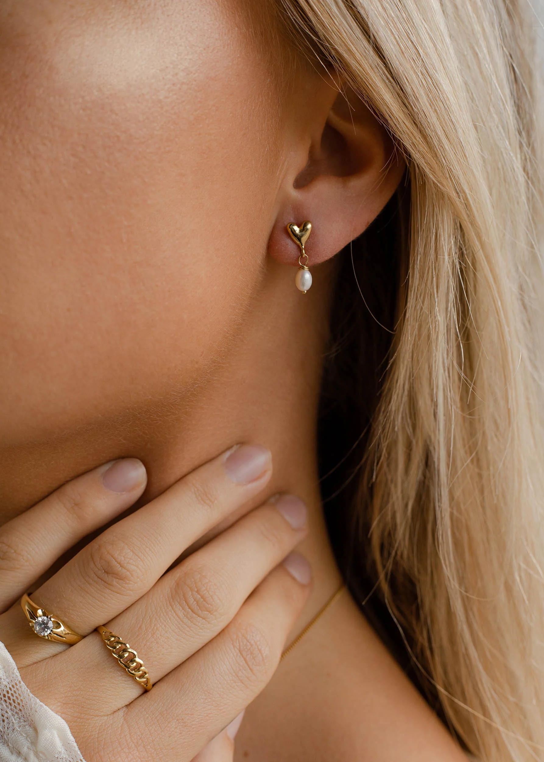 L'amour Perle Studs - Image 6