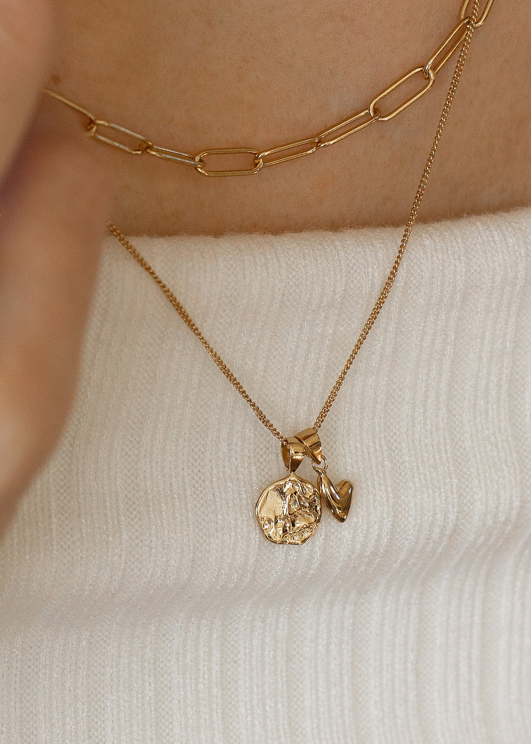 Luna Charm - Image 4
