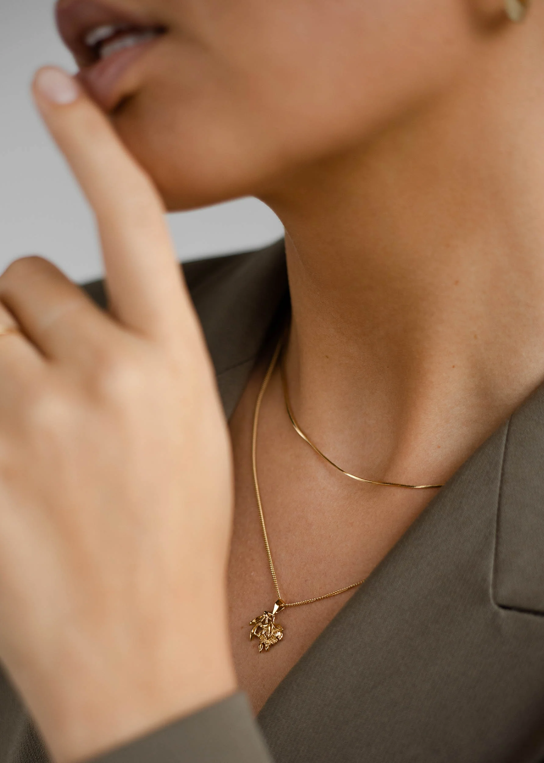 Plain Affair Necklace - Image 3