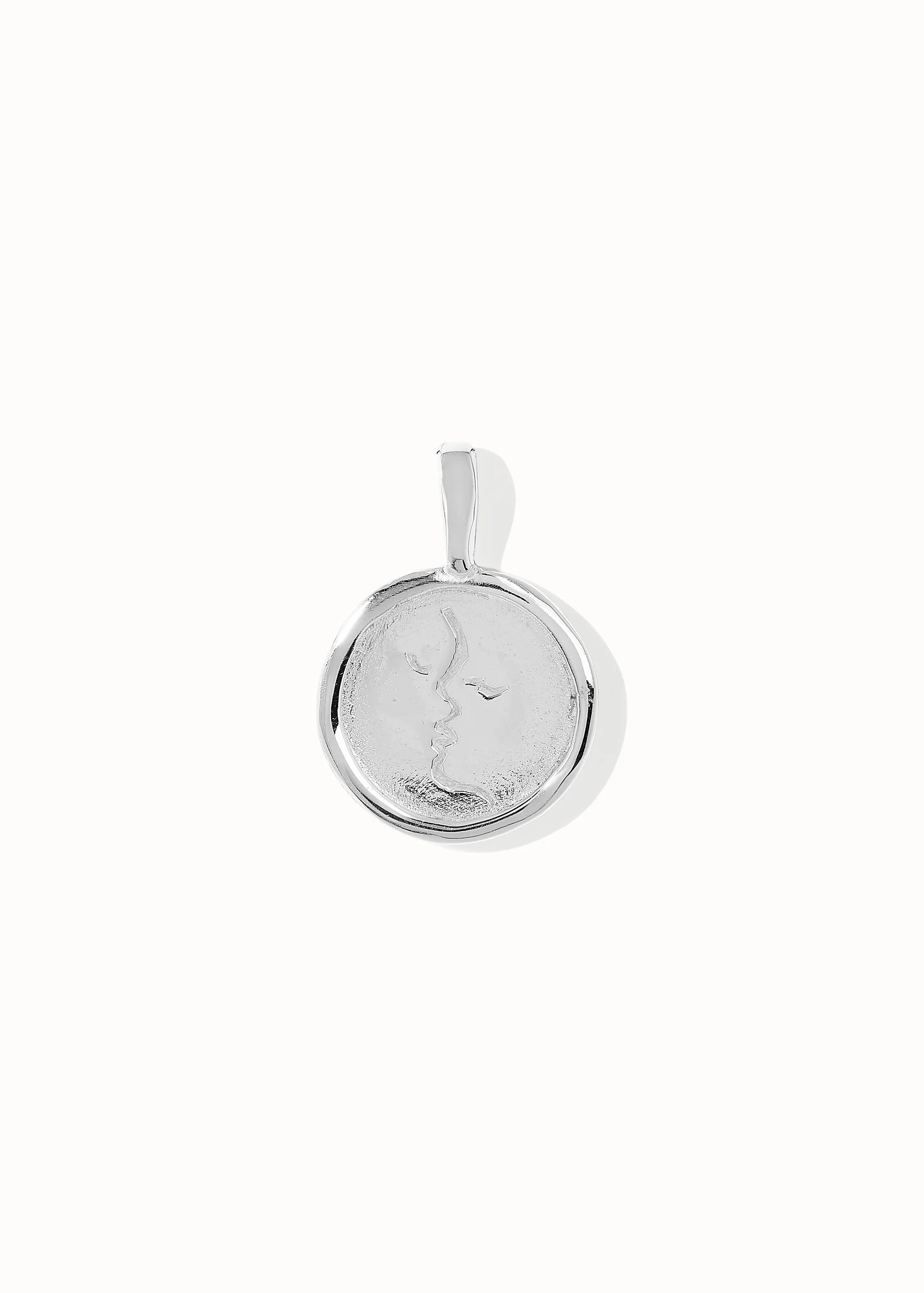 The Kiss Charm - Image 3