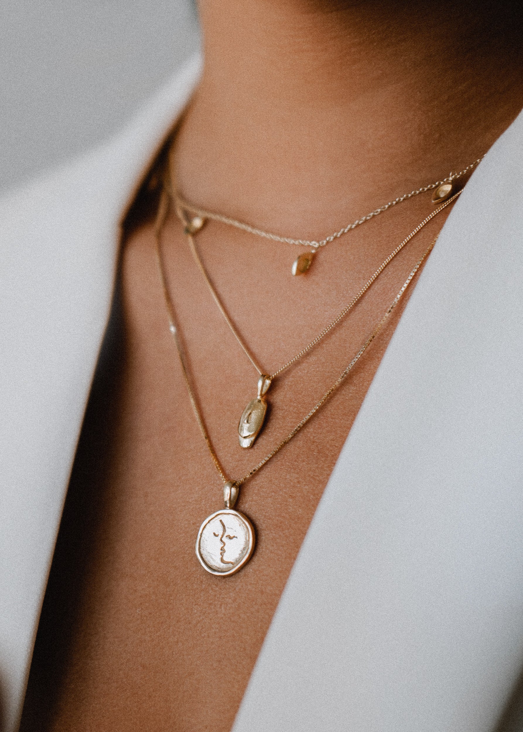 The Kiss Charm - Image 4